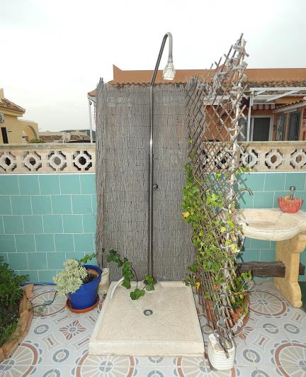 Image No.51-2 Bed Villa / Detached for sale