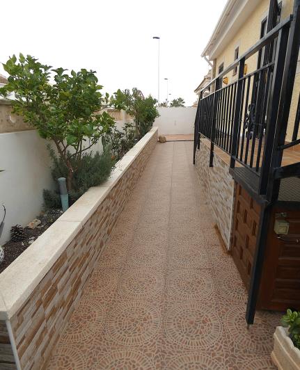 Image No.59-2 Bed Villa / Detached for sale