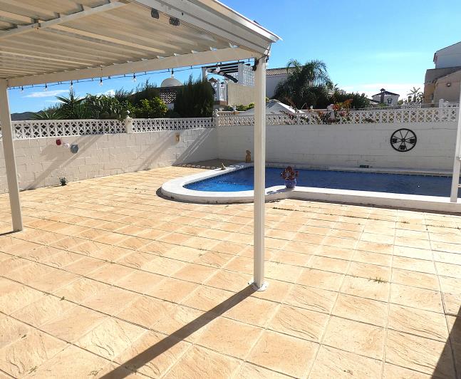 Image No.45-3 Bed Villa / Detached for sale