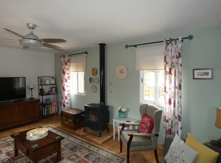 Image No.13-3 Bed Country House for sale