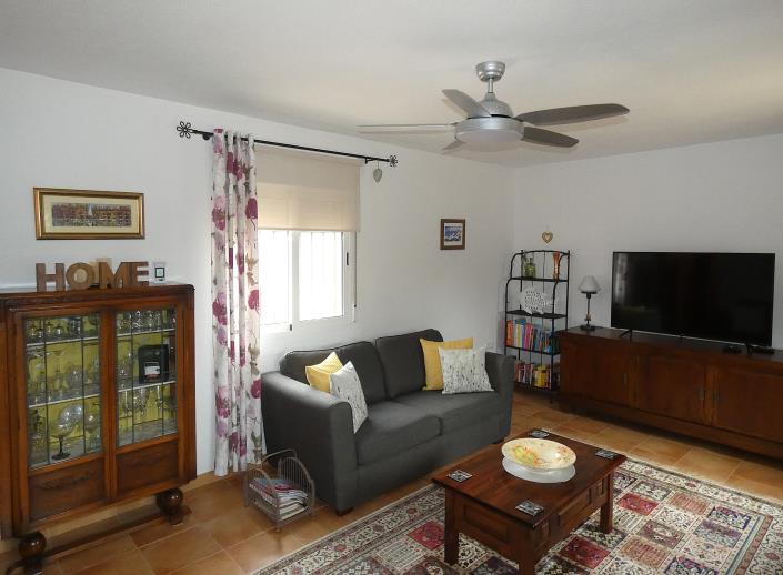 Image No.14-3 Bed Country House for sale