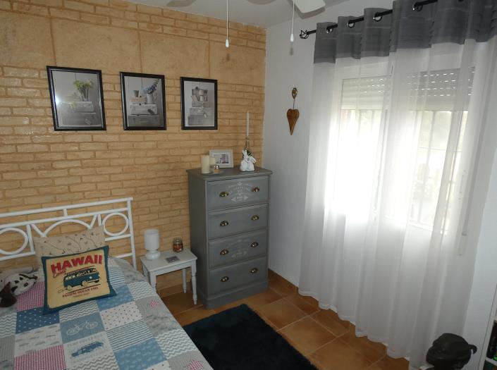 Image No.18-3 Bed Country House for sale