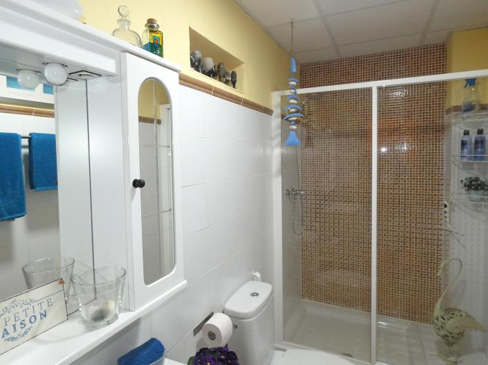 Image No.20-3 Bed Country House for sale