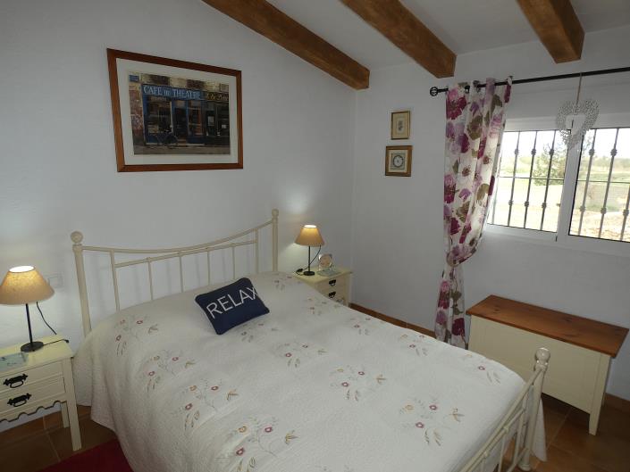 Image No.28-3 Bed Country House for sale