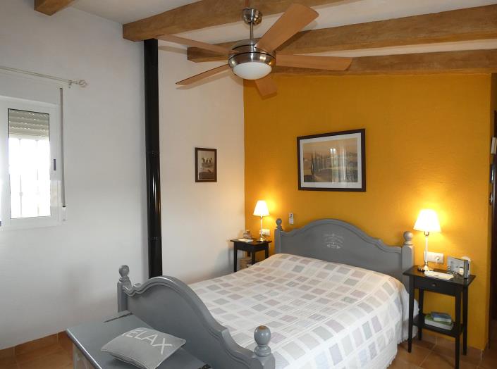 Image No.30-3 Bed Country House for sale