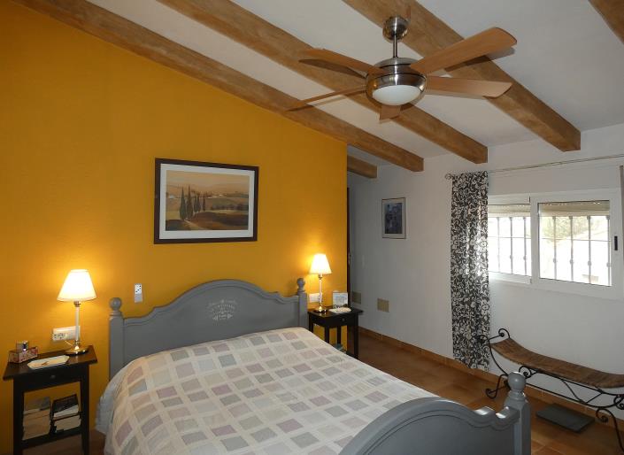 Image No.32-3 Bed Country House for sale