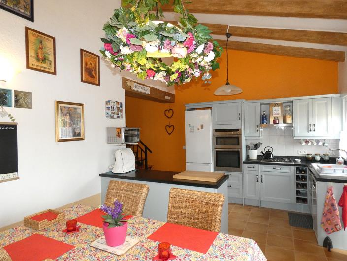 Image No.34-3 Bed Country House for sale