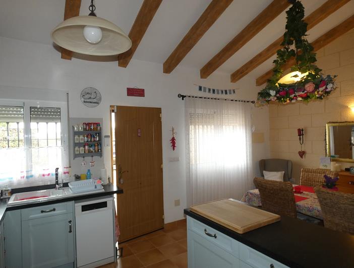 Image No.40-3 Bed Country House for sale