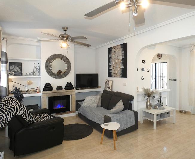 Image No.3-2 Bed House/Villa for sale