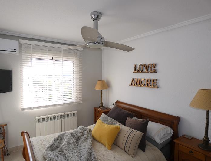 Image No.22-3 Bed Villa / Detached for sale