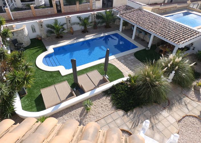 Image No.39-3 Bed Villa / Detached for sale