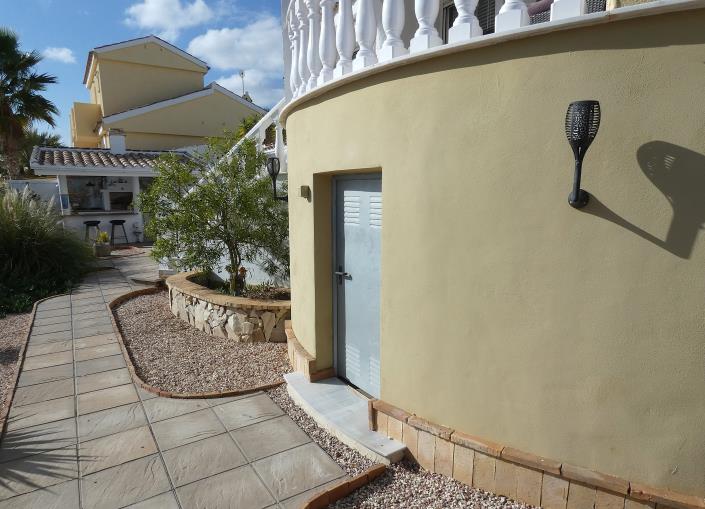 Image No.56-3 Bed Villa / Detached for sale