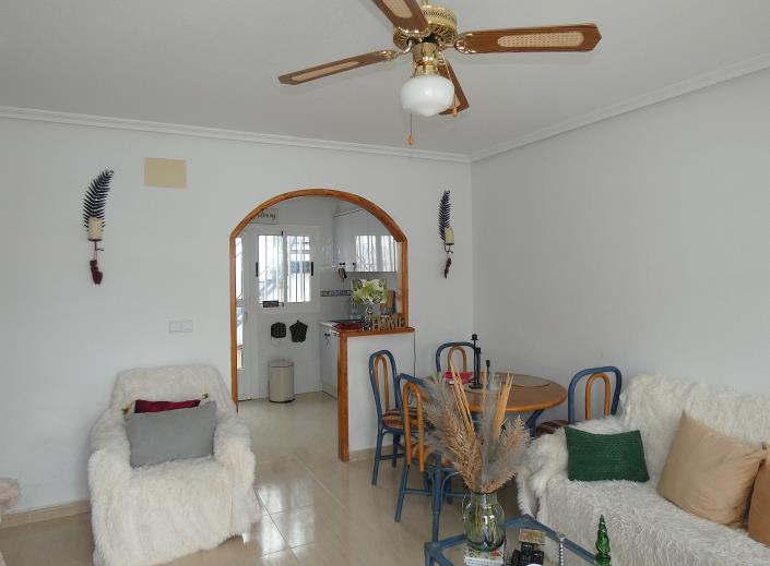 Image No.3-2 Bed House/Villa for sale