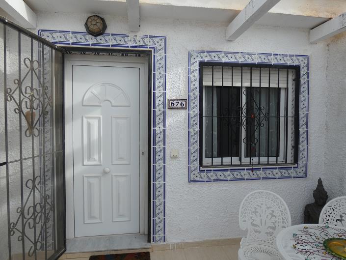 Image No.9-2 Bed House/Villa for sale