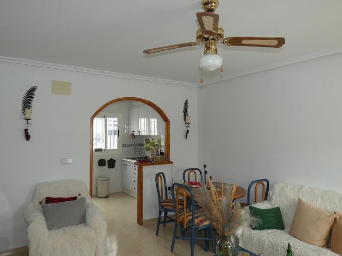 Image No.10-2 Bed House/Villa for sale