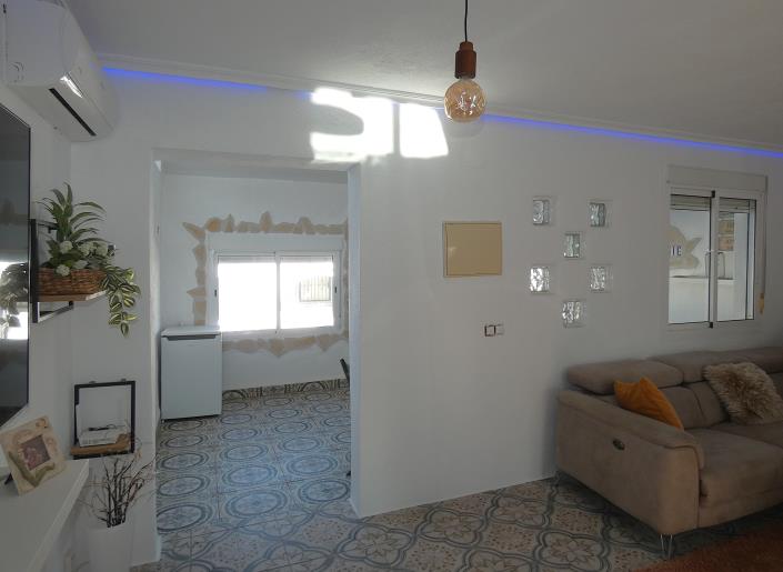 Image No.10-2 Bed House/Villa for sale