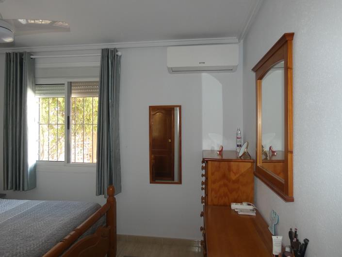 Image No.16-2 Bed Villa / Detached for sale