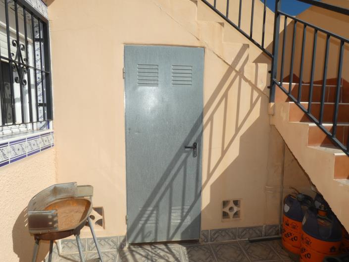 Image No.35-2 Bed Villa / Detached for sale