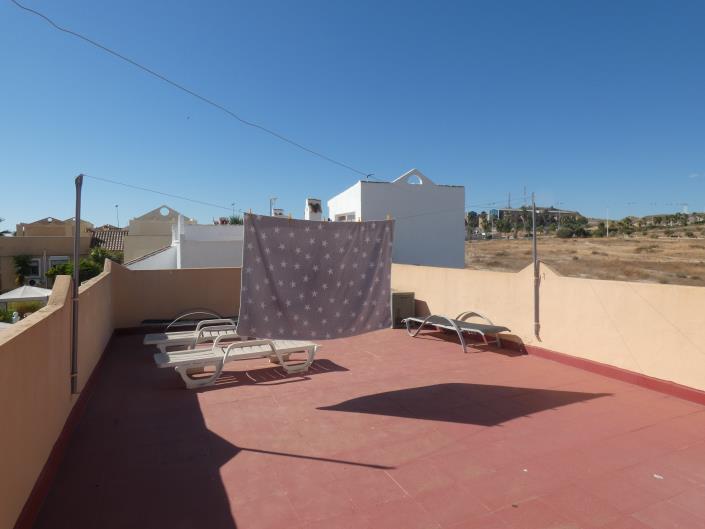 Image No.40-2 Bed Villa / Detached for sale