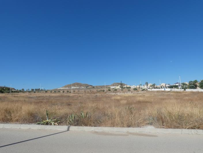 Image No.56-2 Bed Villa / Detached for sale