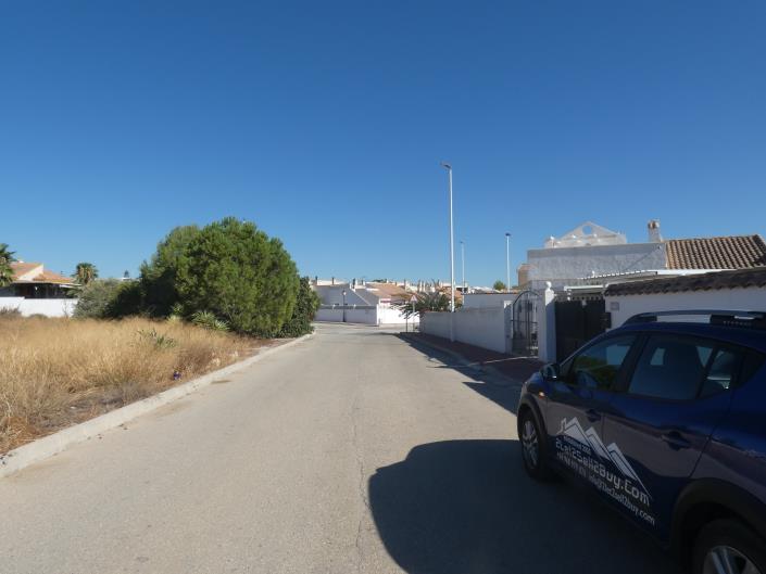 Image No.58-2 Bed Villa / Detached for sale