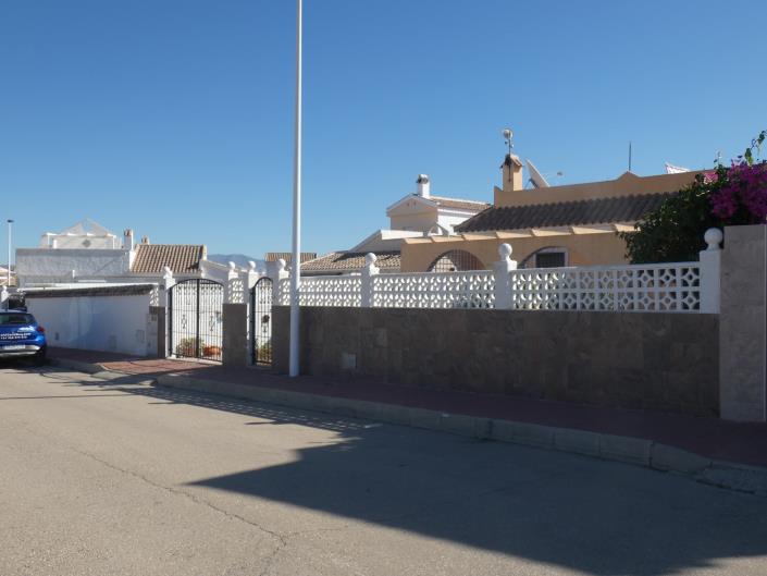 Image No.61-2 Bed Villa / Detached for sale
