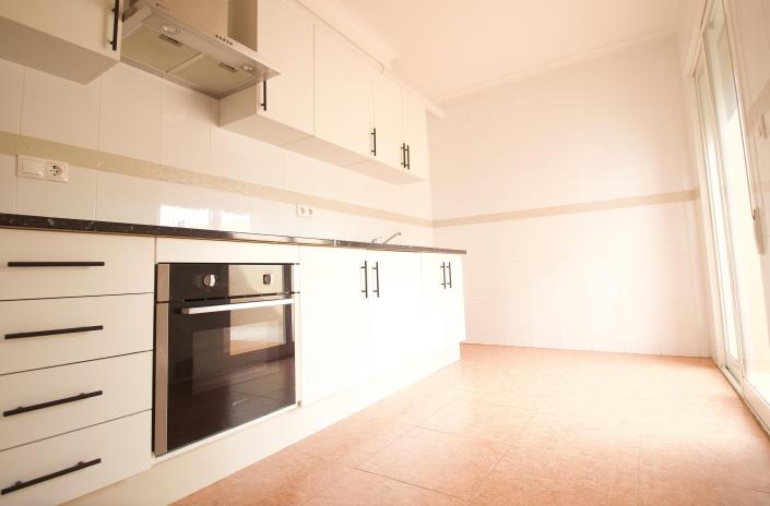 Image No.7-3 Bed Village House for sale