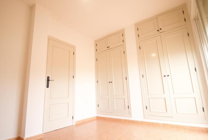 Image No.15-3 Bed Village House for sale