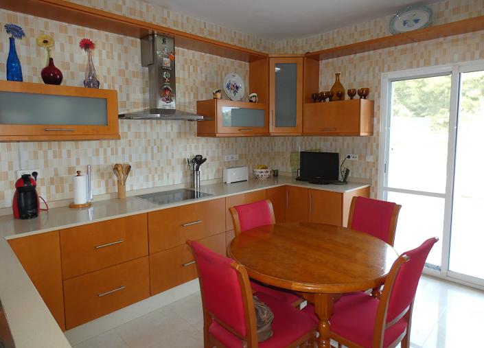 Image No.13-4 Bed Country Property for sale