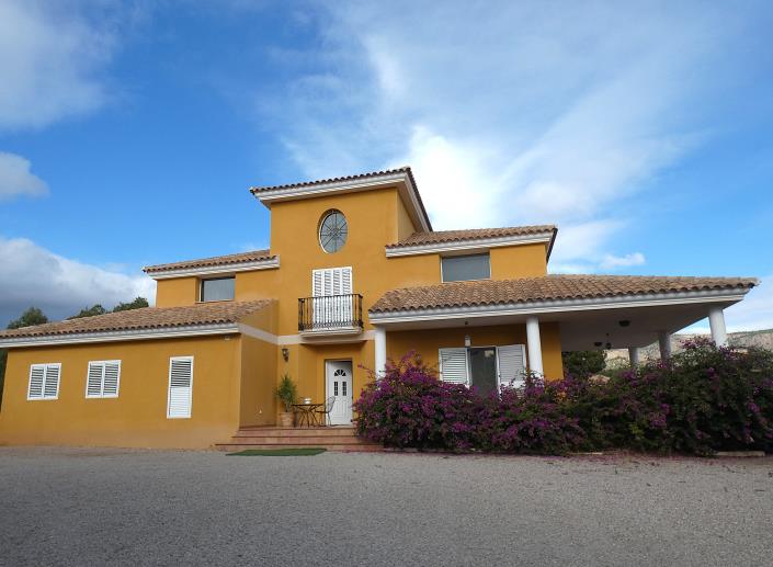 Image No.46-4 Bed Country Property for sale