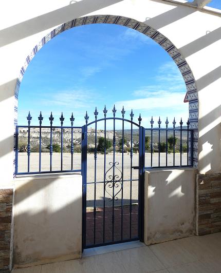 Image No.7-2 Bed Village House for sale