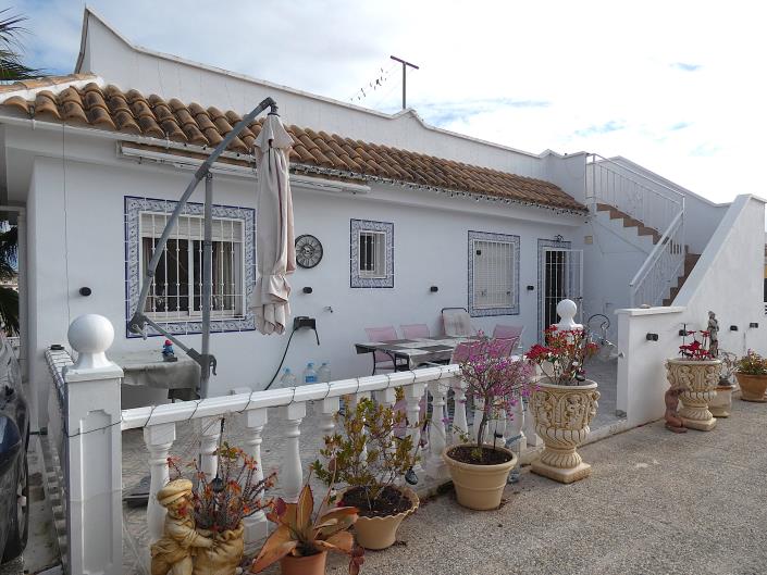 Image No.6-4 Bed Villa / Detached for sale