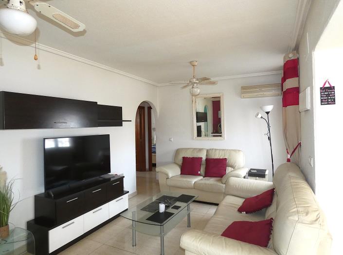 Image No.15-4 Bed Villa / Detached for sale