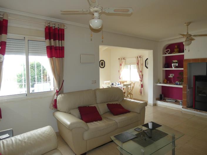 Image No.28-4 Bed Villa / Detached for sale