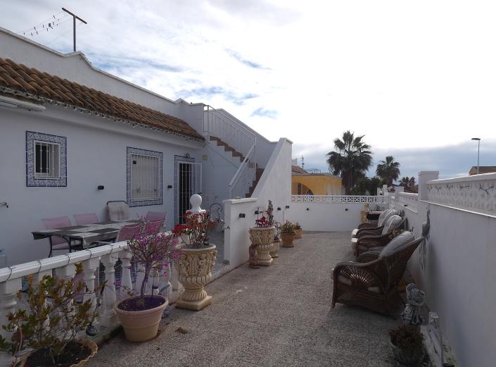 Image No.54-4 Bed Villa / Detached for sale