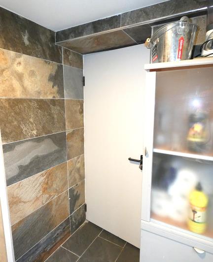 Image No.57-3 Bed Villa / Detached for sale