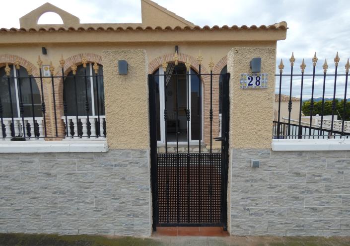 Image No.5-2 Bed Villa / Detached for sale