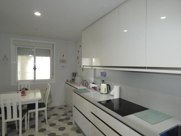 Image No.15-2 Bed Villa / Detached for sale