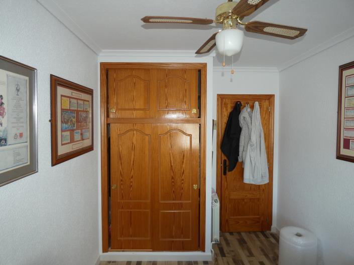 Image No.18-2 Bed Villa / Detached for sale