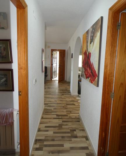 Image No.26-2 Bed Villa / Detached for sale