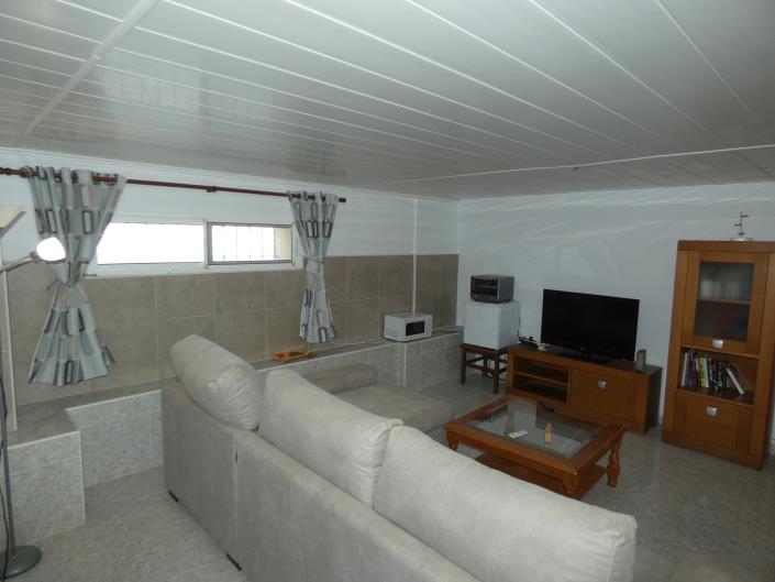 Image No.35-2 Bed Villa / Detached for sale