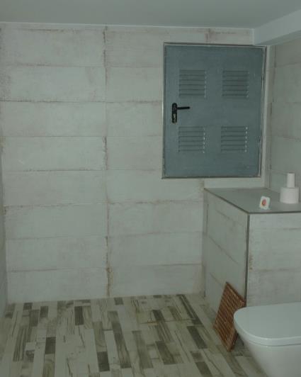 Image No.40-2 Bed Villa / Detached for sale