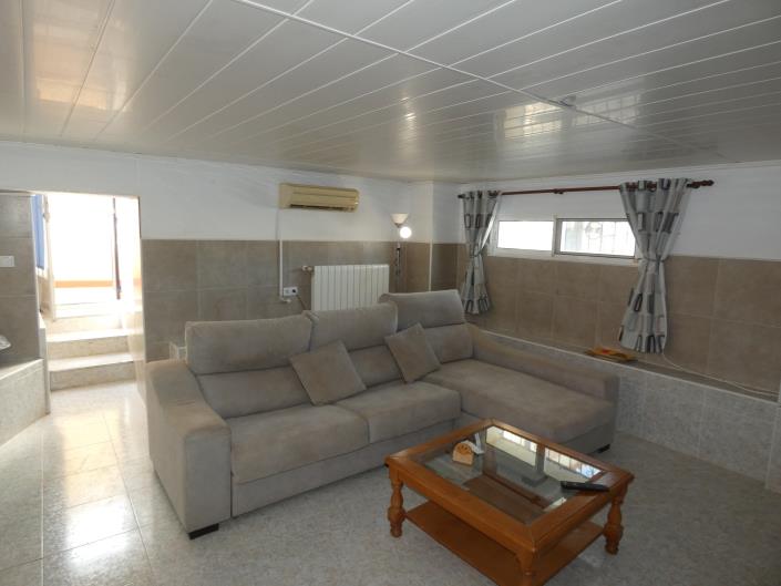 Image No.43-2 Bed Villa / Detached for sale