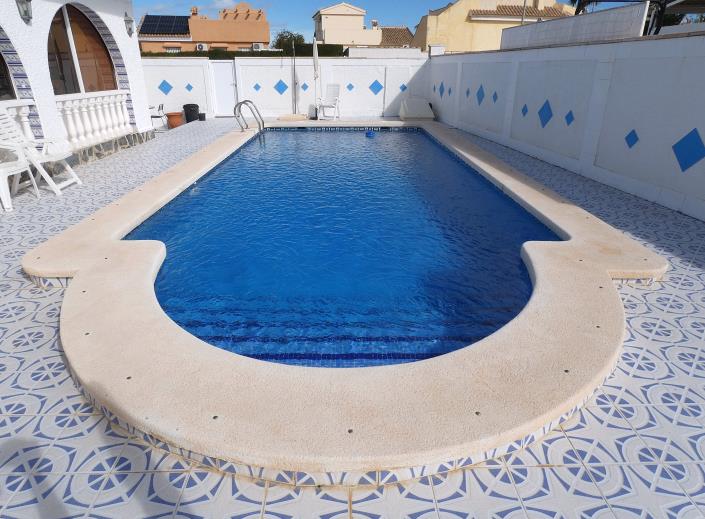 Image No.25-4 Bed Villa / Detached for sale