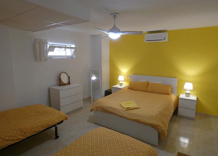 Image No.39-4 Bed Villa / Detached for sale