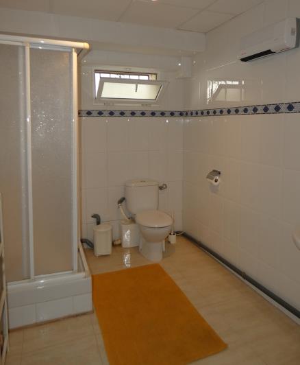 Image No.43-4 Bed Villa / Detached for sale