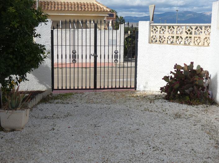 Image No.58-4 Bed Villa / Detached for sale