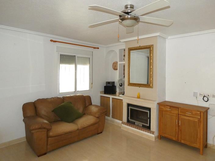 Image No.13-3 Bed Villa / Detached for sale