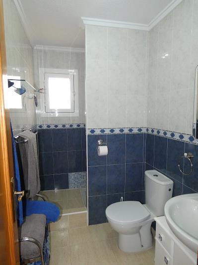 Image No.21-3 Bed Villa / Detached for sale