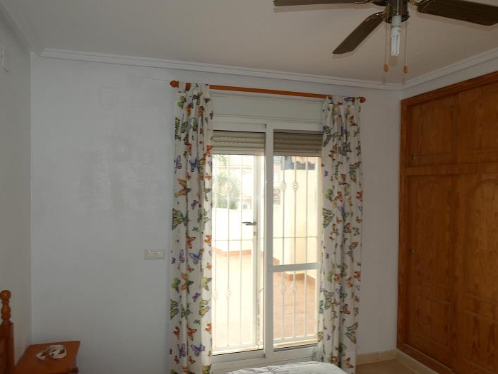 Image No.34-3 Bed Villa / Detached for sale